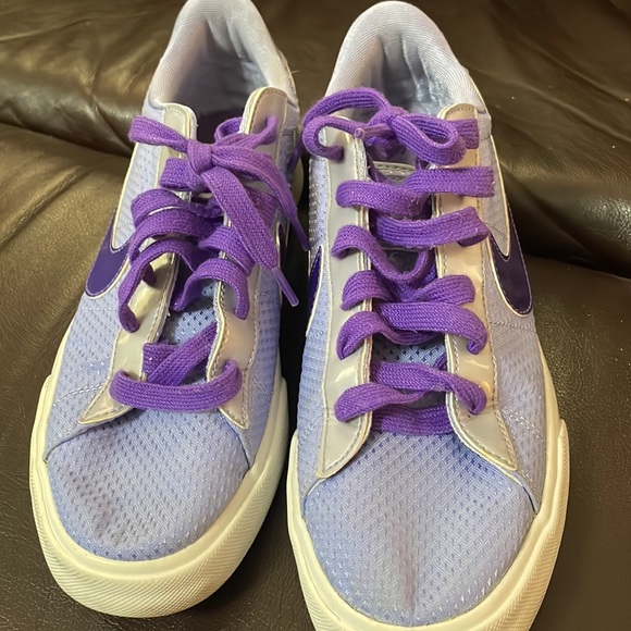 Nike Sweet Classic Sneakers - Picture 7 of 8